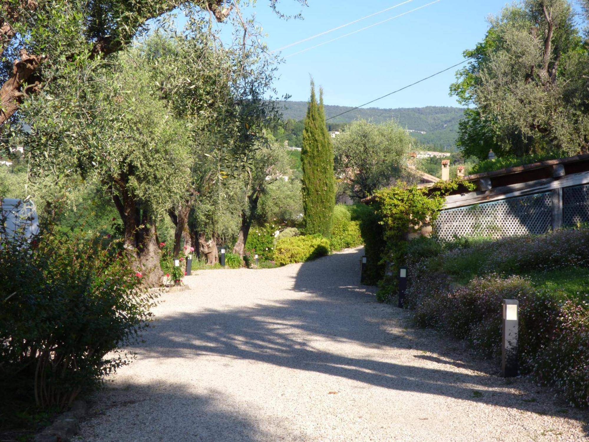 Apartment Cezanne With Heated Pool And Private Garden Chateauneuf-Grasse Zewnętrze zdjęcie